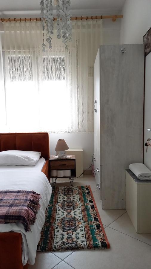 Isabel Rooms Tirana Exterior foto